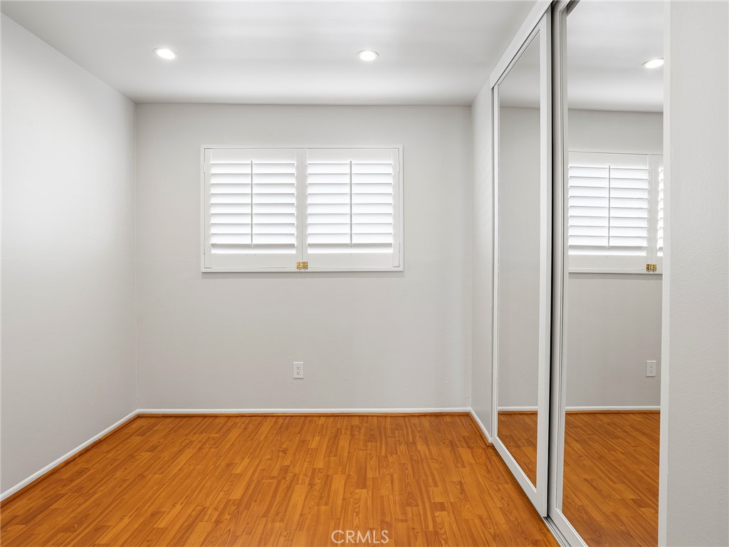 5412 Lindley Avenue 108 Property Photo 23