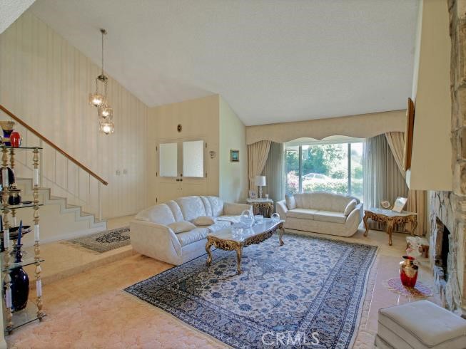 3107 Mesa Verde Drive Property Photo 7