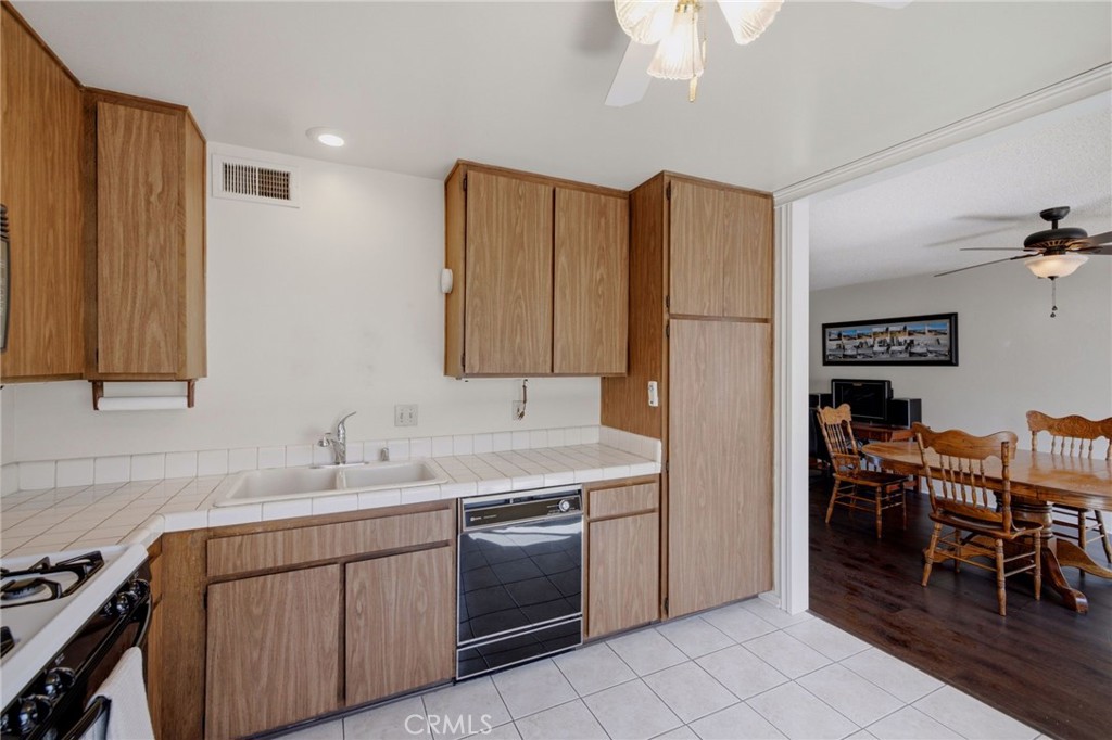9436 Via Salerno Property Photo 6