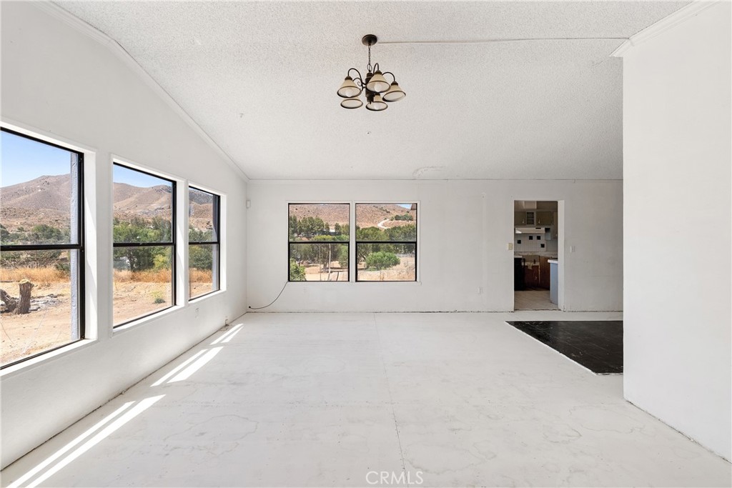 4114 Aliso Property Photo 8
