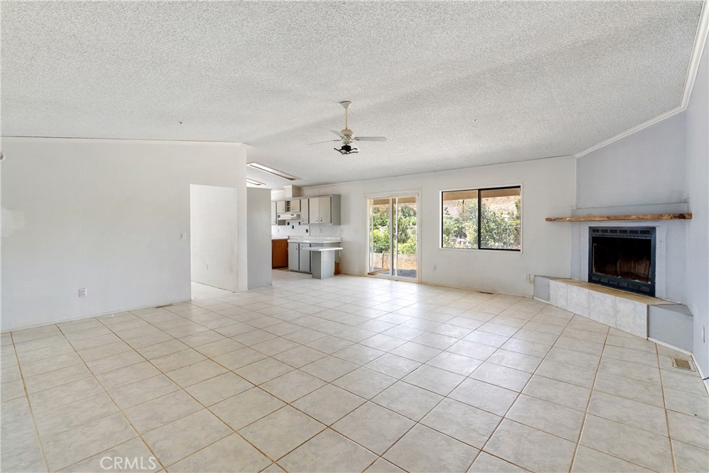 4114 Aliso Property Photo 11