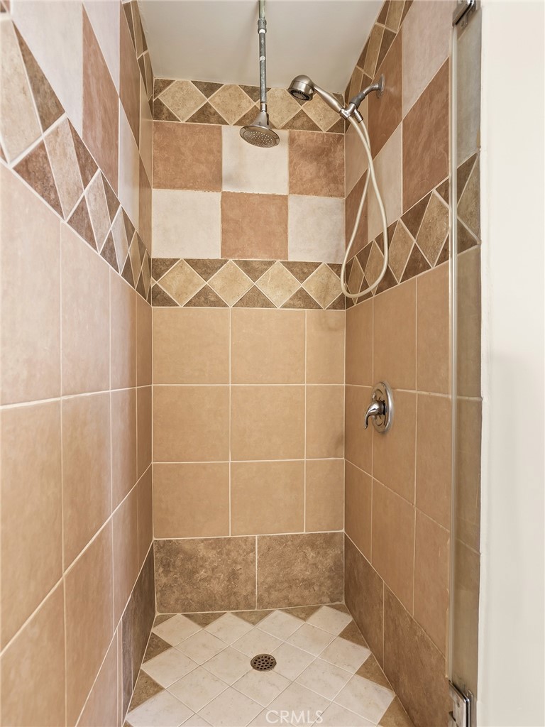 3305 Community Avenue Property Photo 37