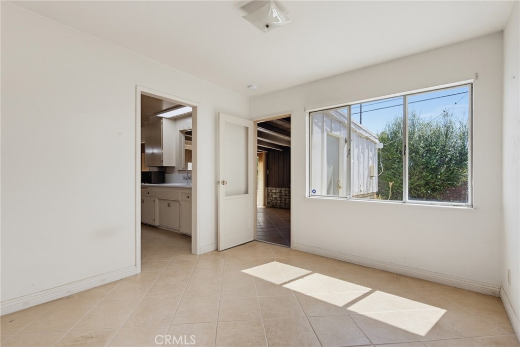 3138 S M Street Property Photo 15