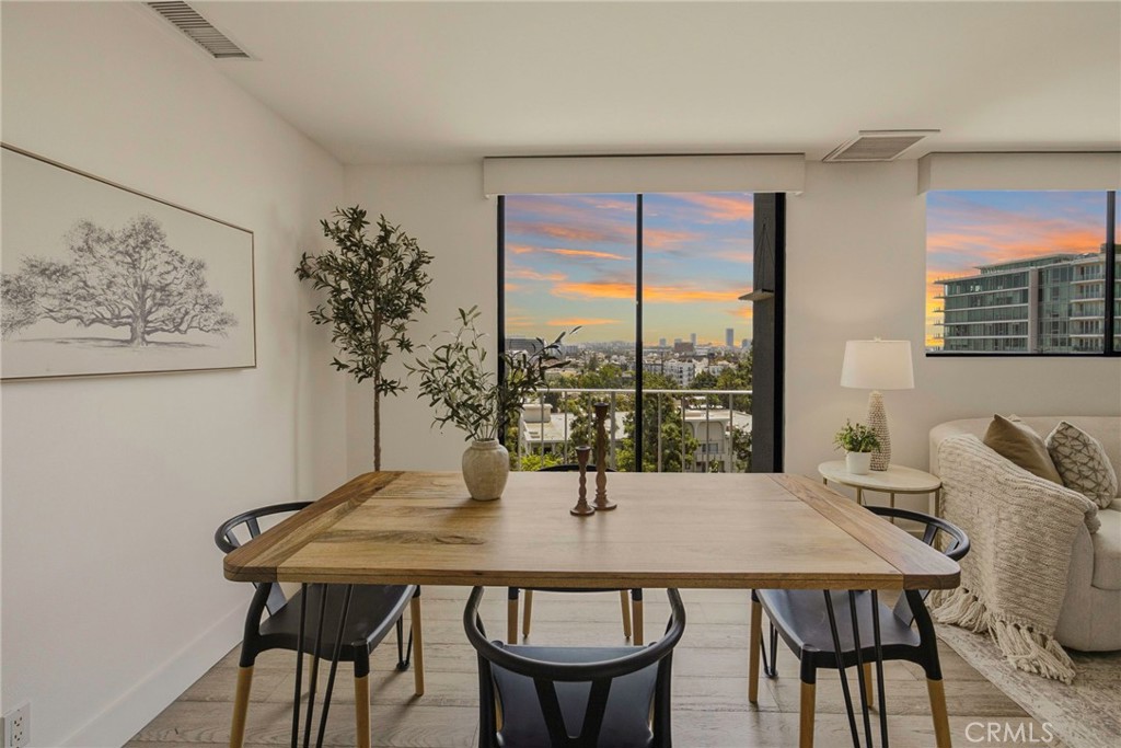 100 S Doheny 707 Property Photo 1