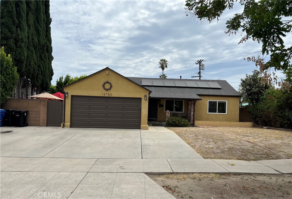 12752 Lemay Property Photo 1