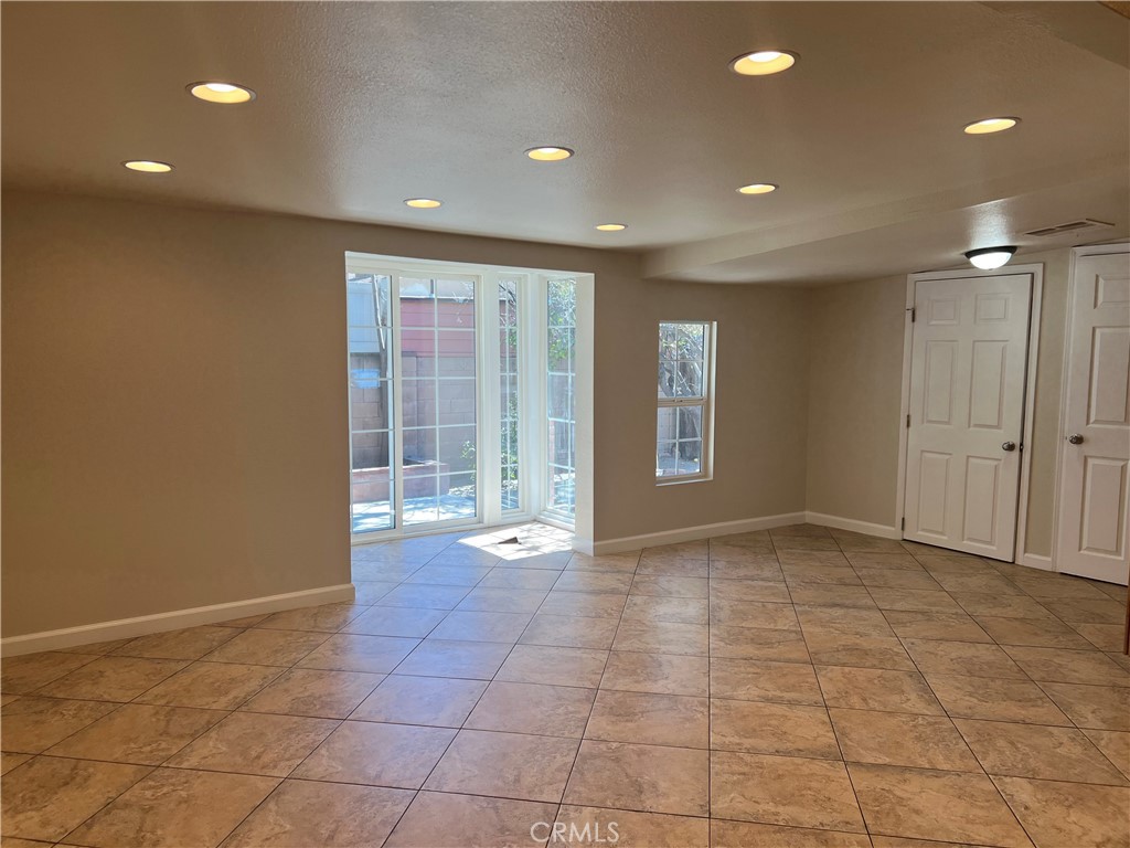 12752 Lemay Property Photo 15