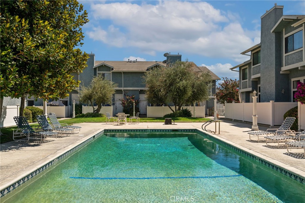 15106 Nordhoff 7 Property Photo 1