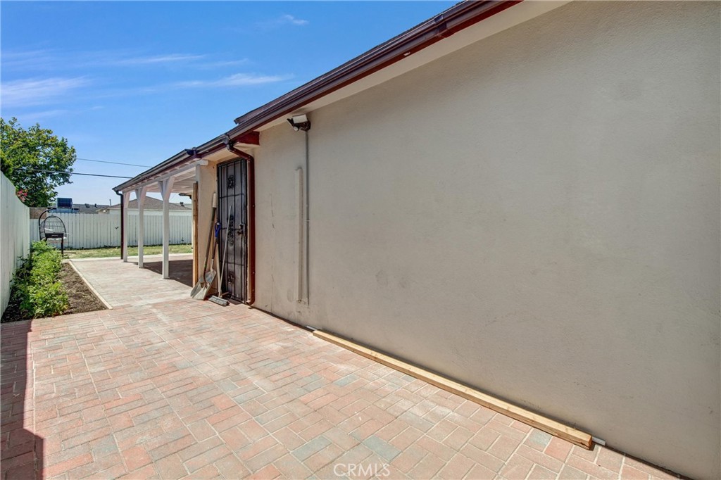 8139 Jellico Avenue Property Photo 20