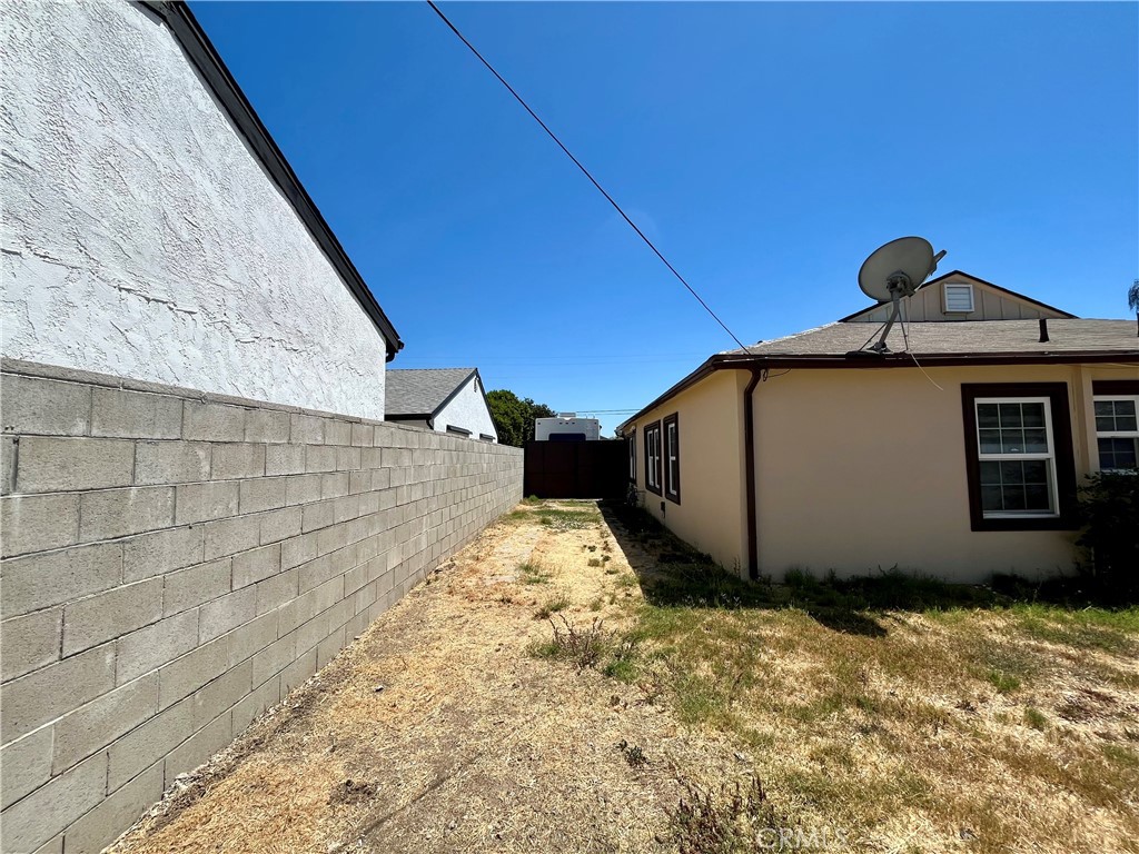 8139 Jellico Avenue Property Photo 22