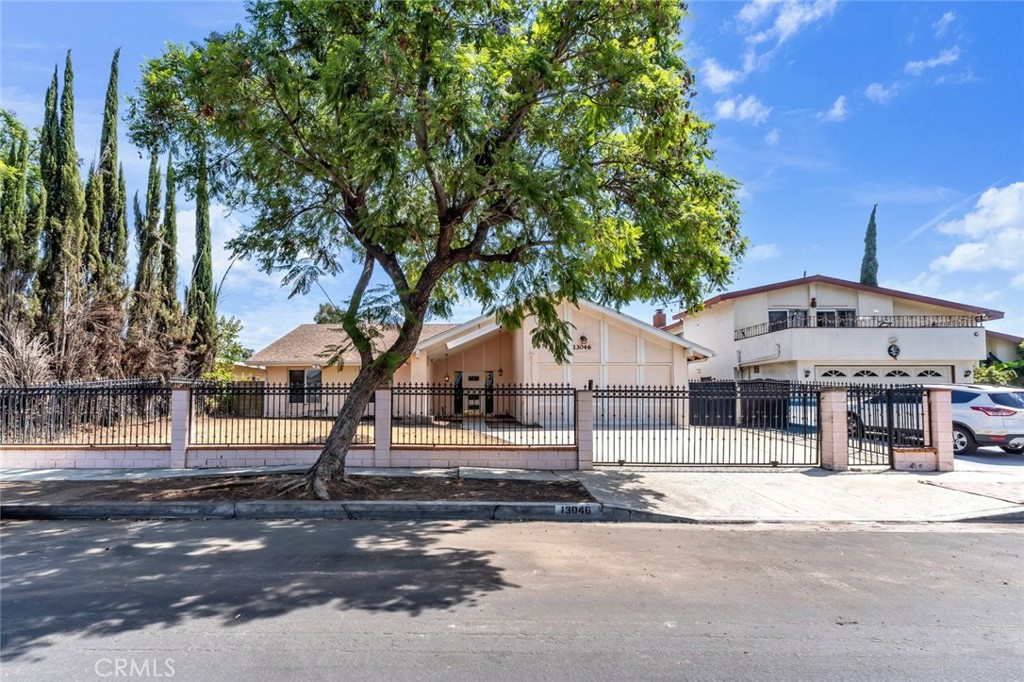 13046 Ebell Street Property Photo 7