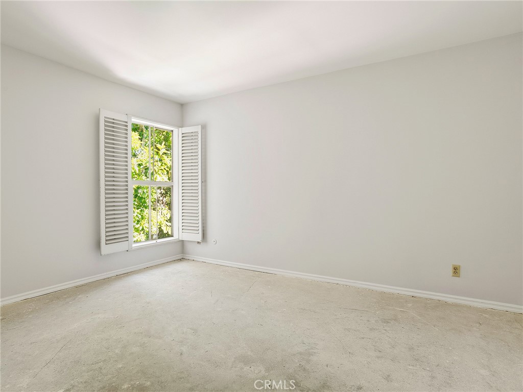 6724 Hillpark Drive 302 Property Photo 18