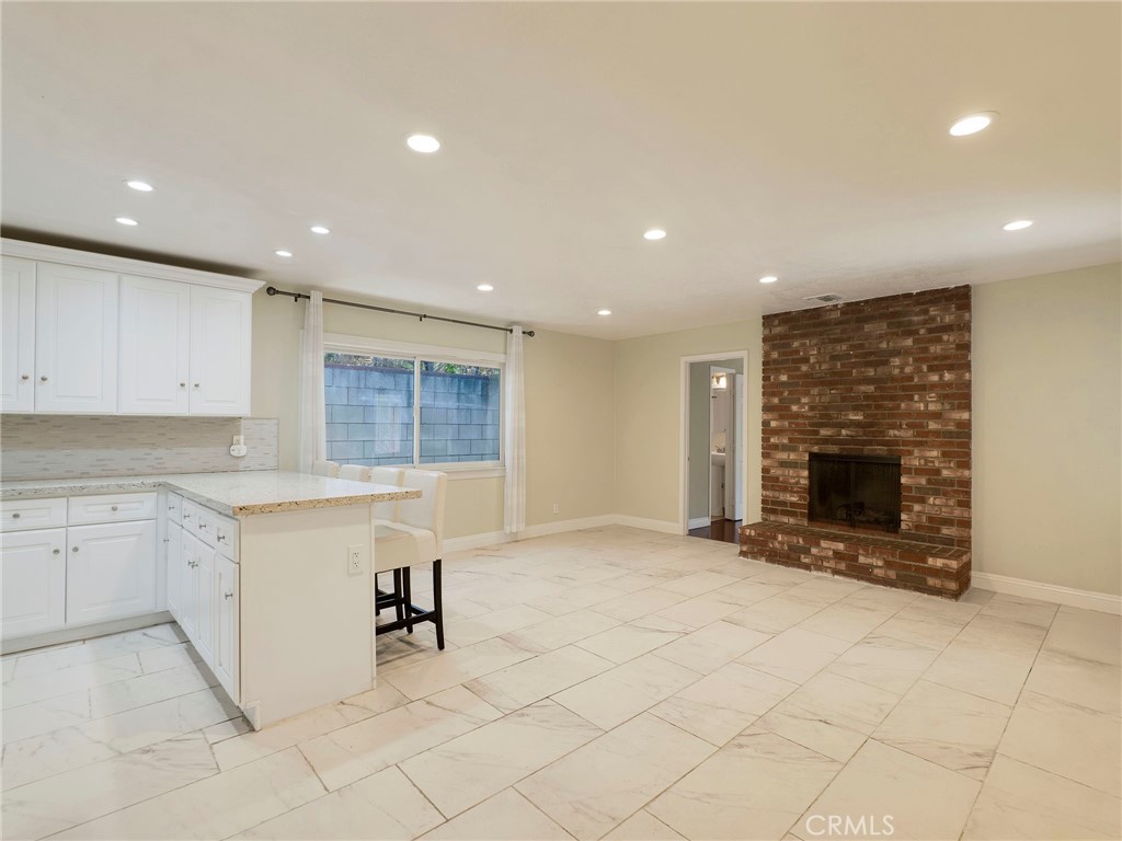 1414 Thompson Property Photo 5