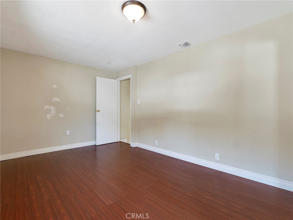 1414 Thompson Property Photo 15