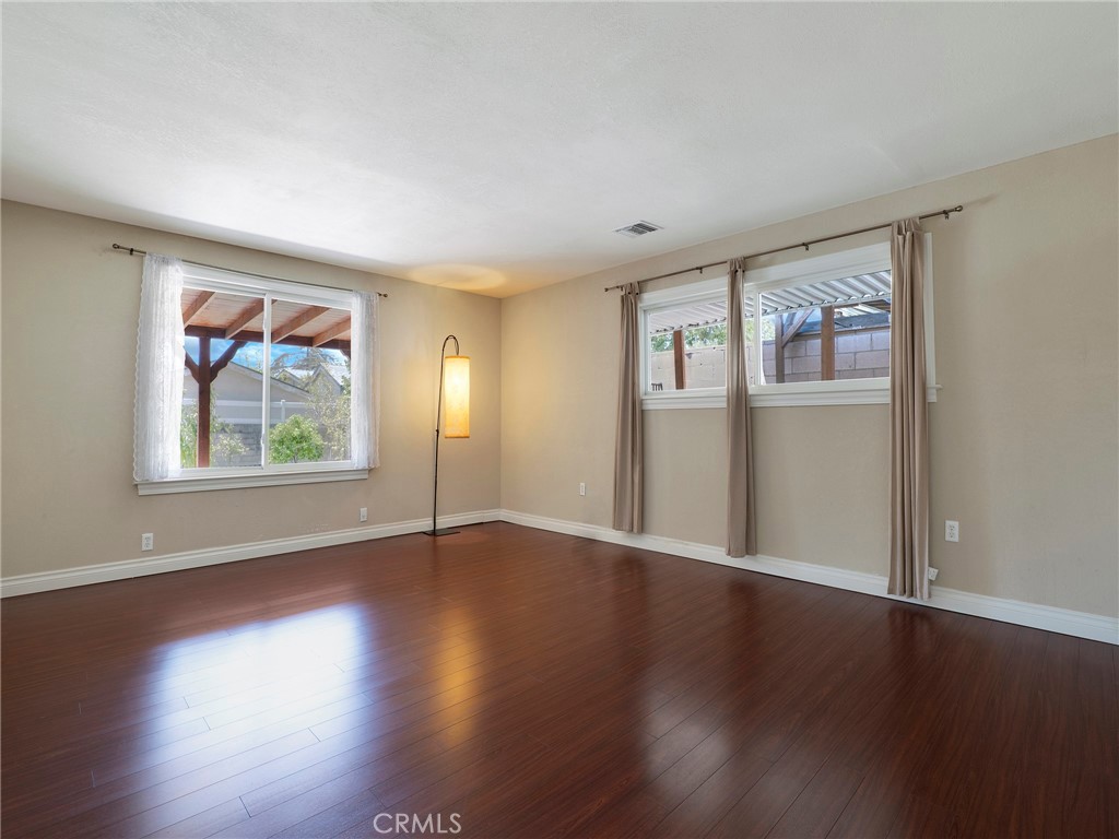 1414 Thompson Property Photo 17