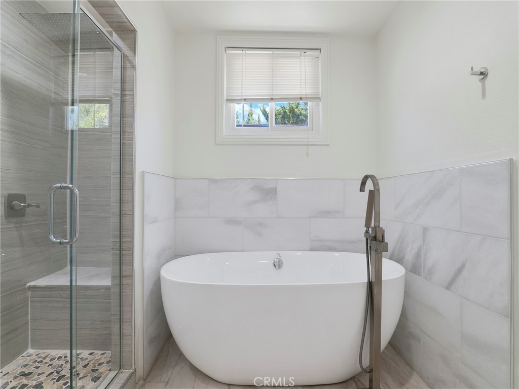 1414 Thompson Property Photo 19