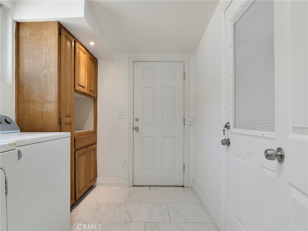 1414 Thompson Property Photo 24