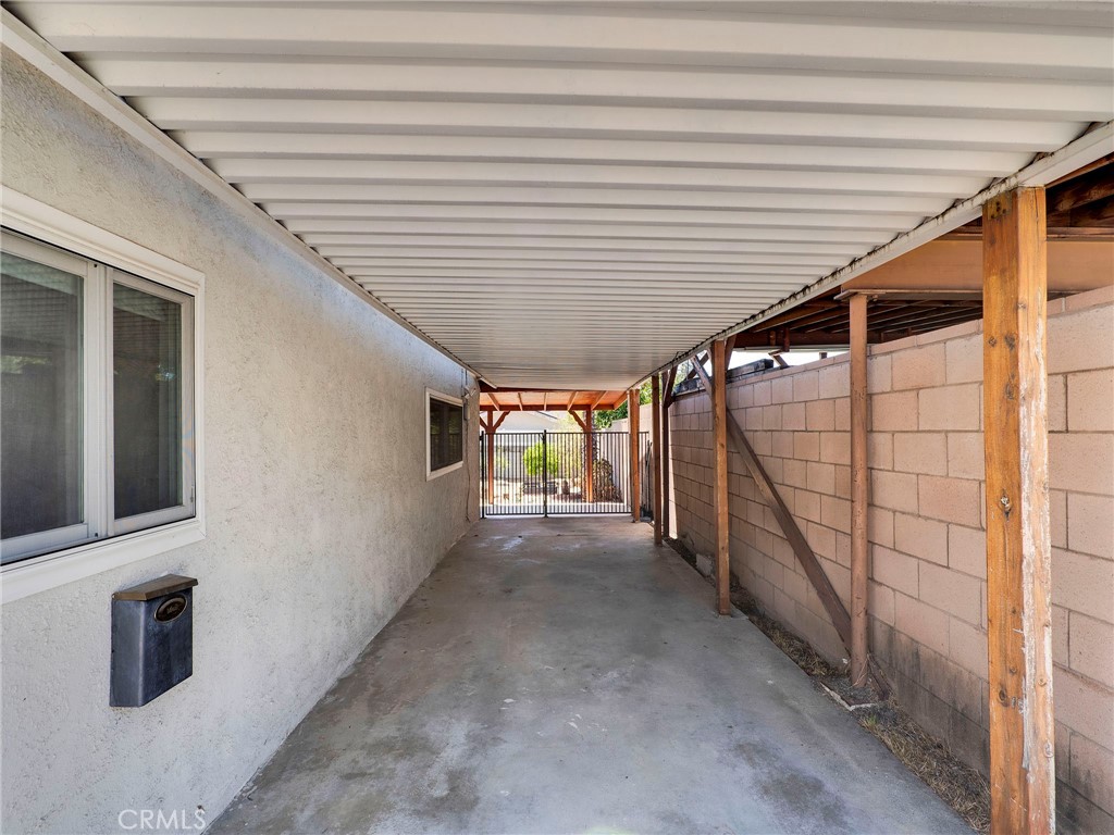 1414 Thompson Property Photo 27