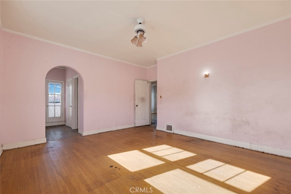 1224 S Wilton Place Property Photo 37
