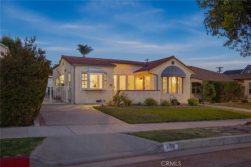 1156 N Isabel Property Photo 1