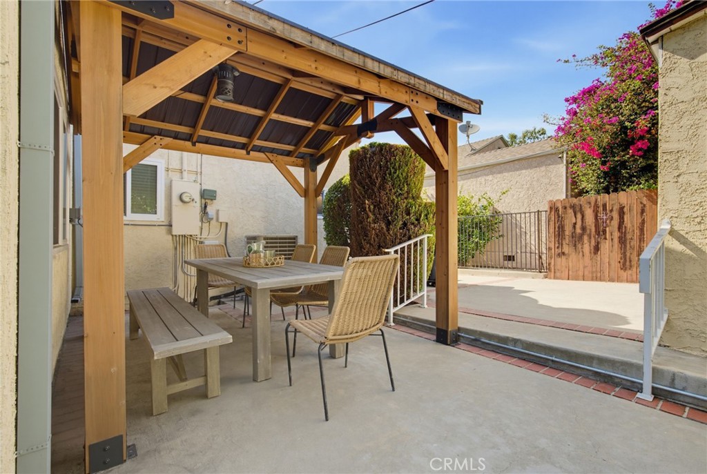 1156 N Isabel Property Photo 35