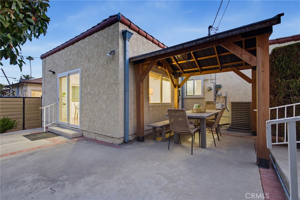 1156 N Isabel Property Photo 39