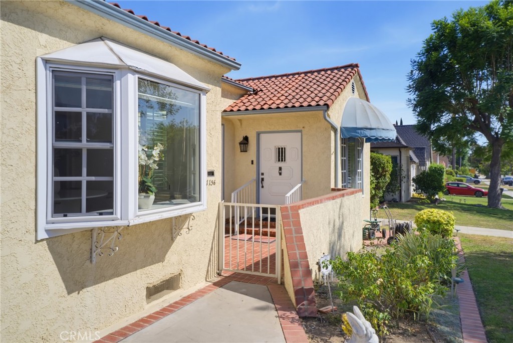 1156 N Isabel Property Photo 54