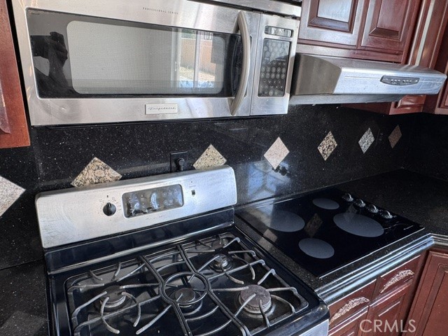 37224 105th Street E Property Photo 17