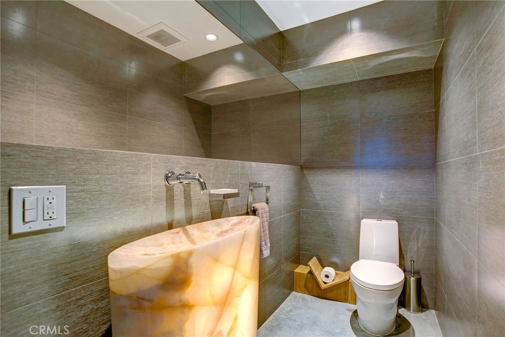 2917 Durand Drive Property Photo 34