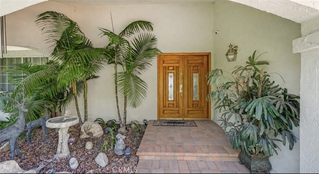 3380 N Lamer Street Property Photo 8