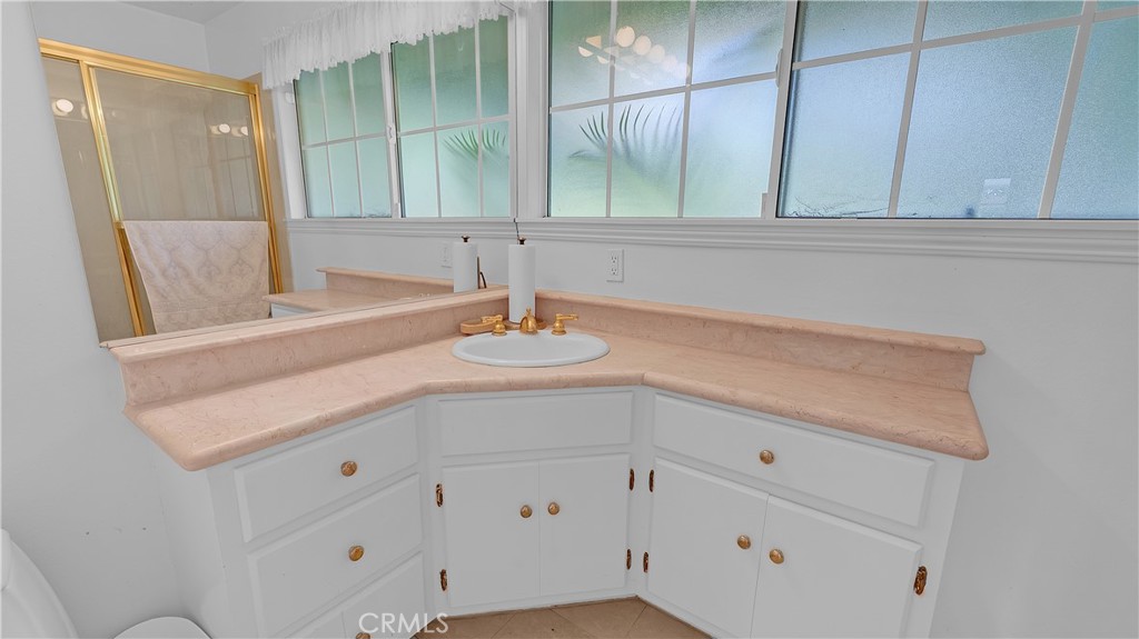 3380 N Lamer Street Property Photo 27