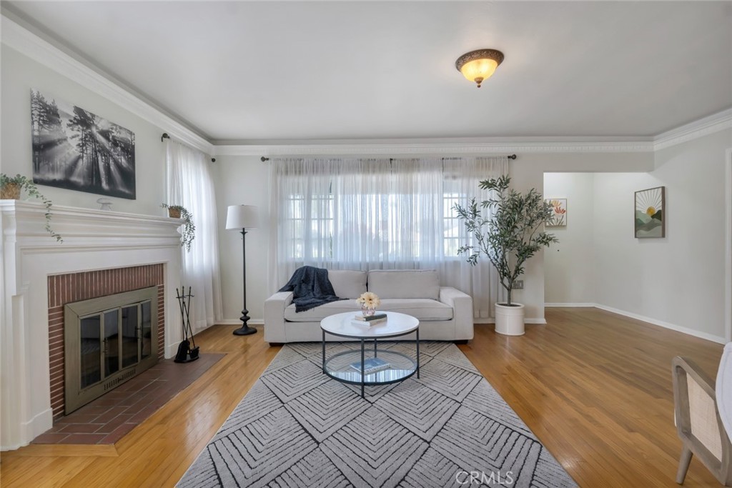 400 University Avenue Property Photo 10