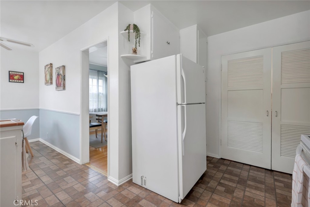 400 University Avenue Property Photo 19