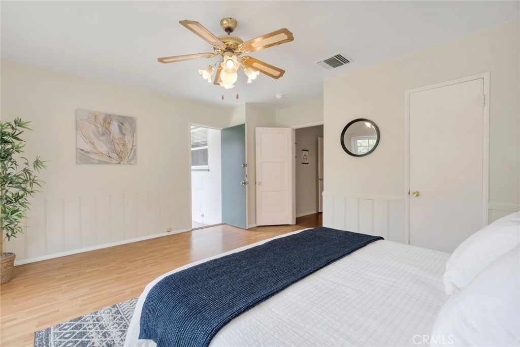 400 University Avenue Property Photo 29