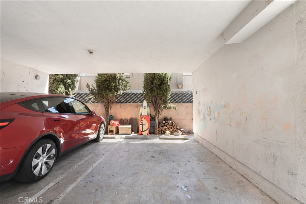 1530 N Mariposa Property Photo 19