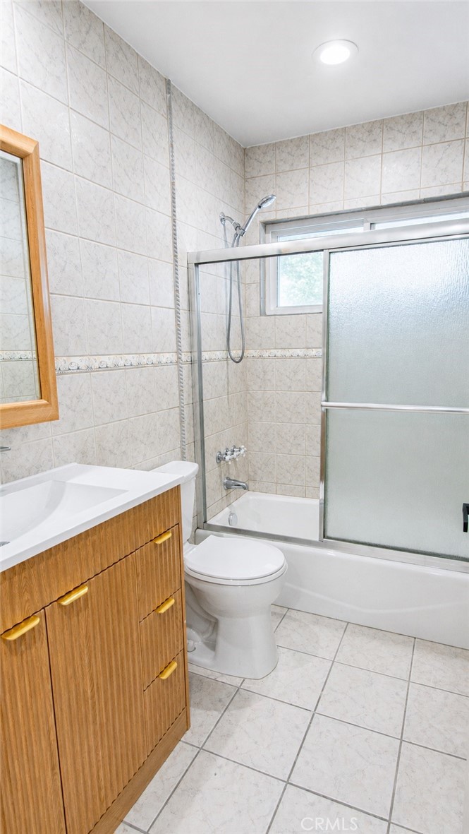 8794 Ranchito Ave. Property Photo 14
