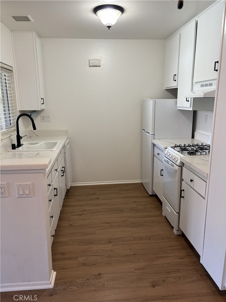 4545 Alamo G Property Photo 12