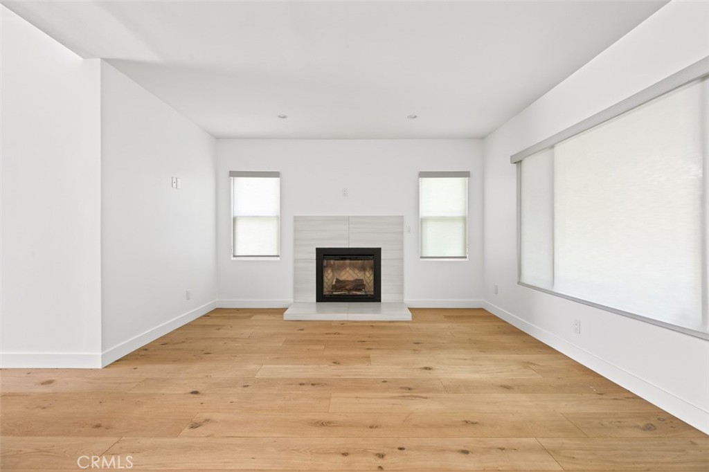 641 E Grinnell Property Photo 5