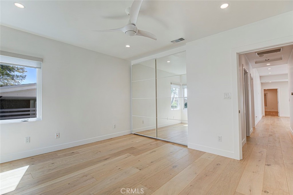 641 E Grinnell Property Photo 37