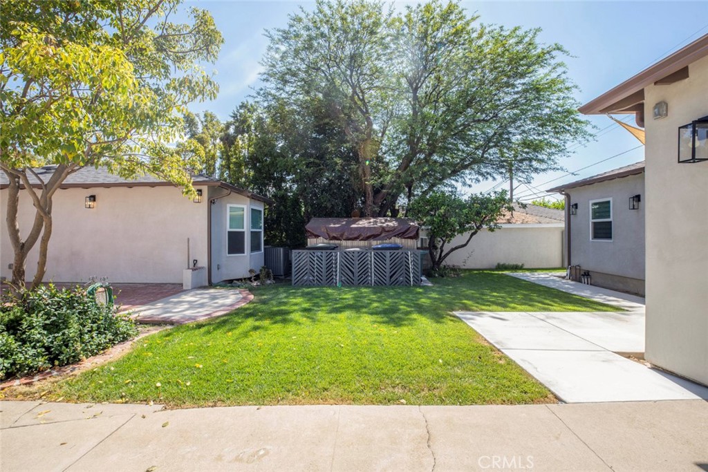 641 E Grinnell Property Photo 45