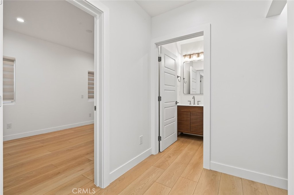 641 E Grinnell Property Photo 56