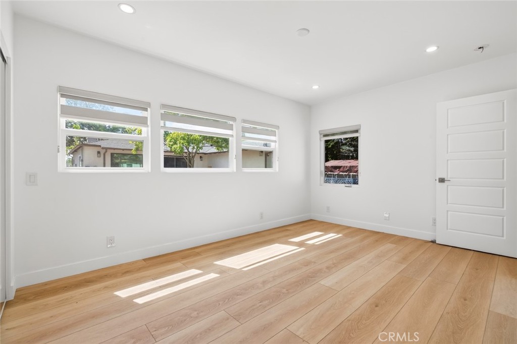 641 E Grinnell Property Photo 63