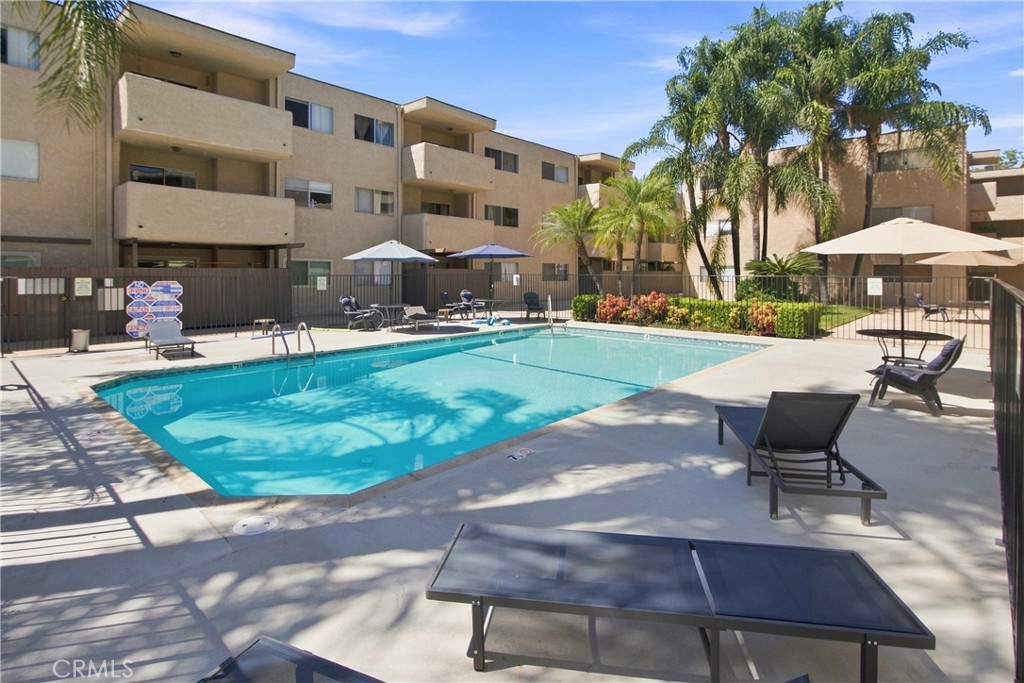 2386 E Del Mar Boulevard 111 Property Photo 1