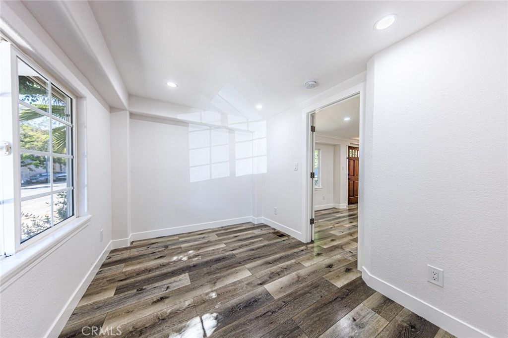 566 Oak Street Property Photo 36