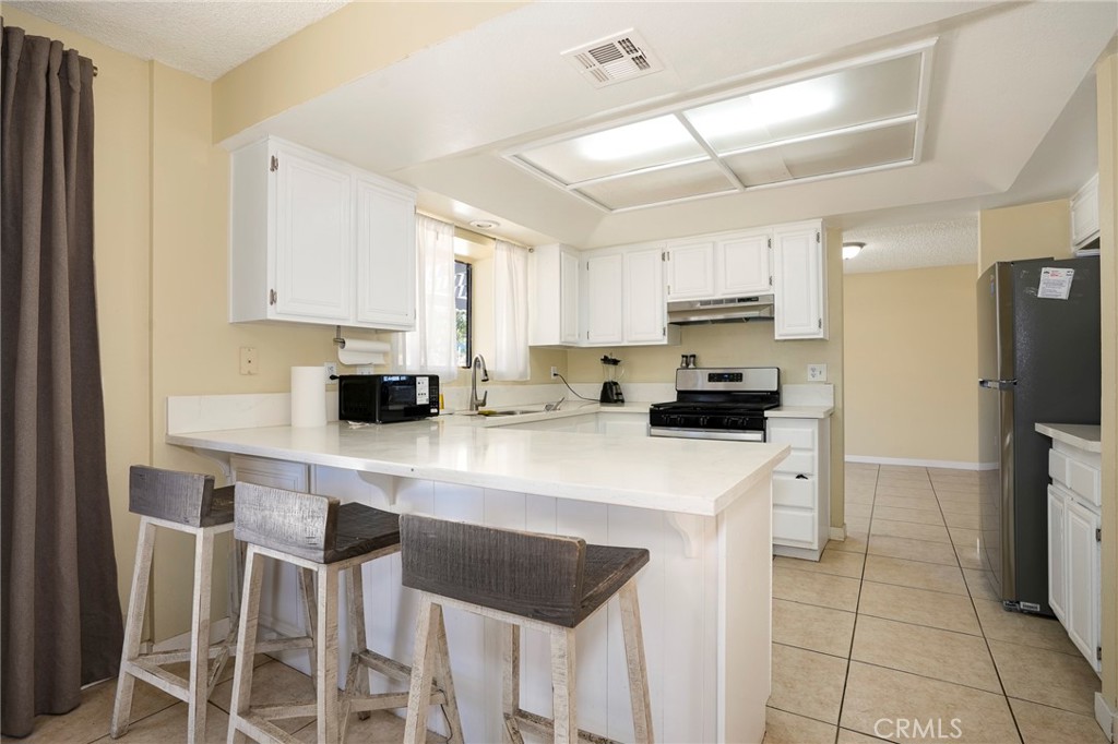 5389 Evergem Avenue Property Photo 16