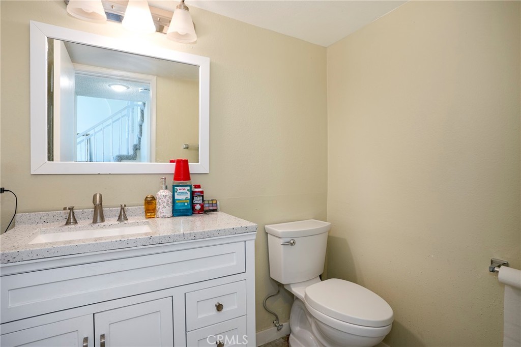 5389 Evergem Avenue Property Photo 21