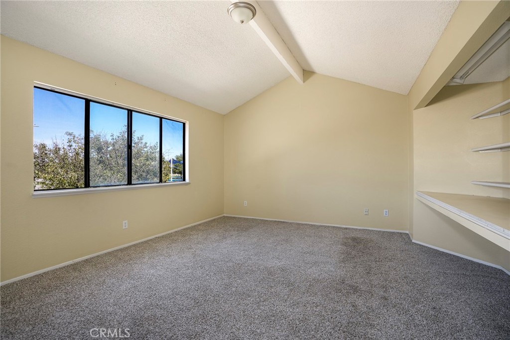 5389 Evergem Avenue Property Photo 23