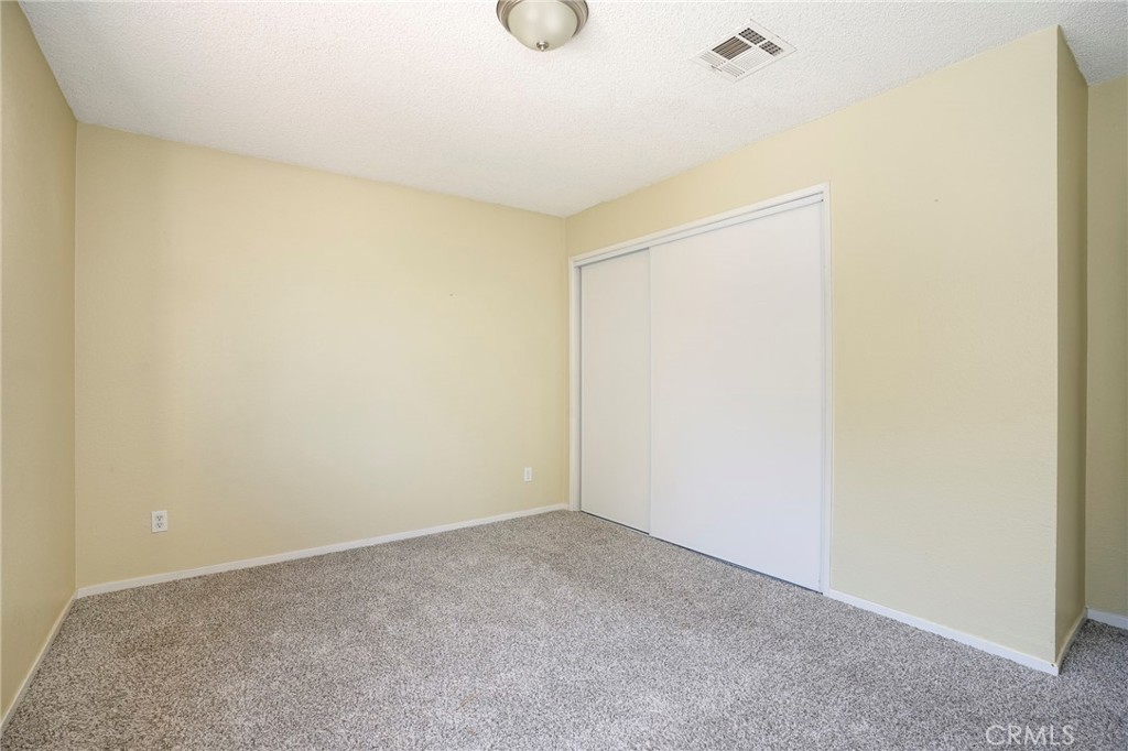 5389 Evergem Avenue Property Photo 29