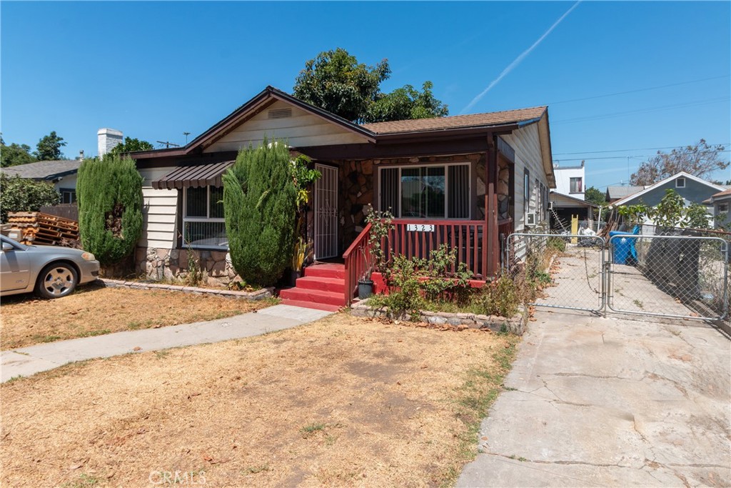 1321 W 60th Property Photo 1