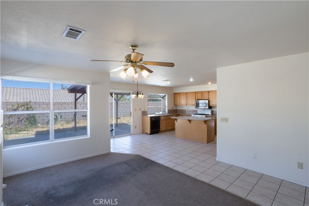 6055 Lisbon Ct Property Photo 6