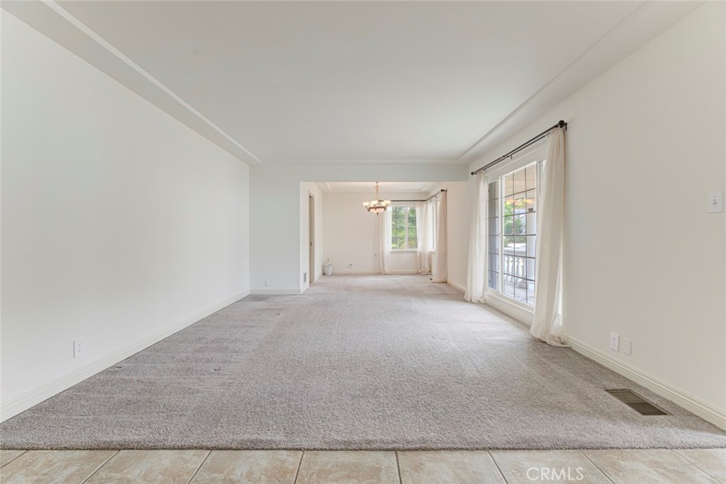 1954 Bel Aire Property Photo 2
